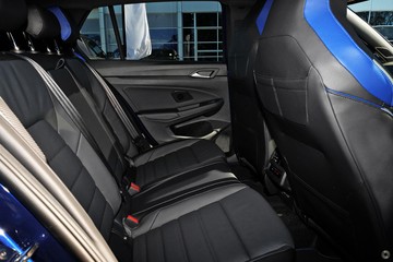 https://dvg-vehicle-assets.s3.amazonaws.com/216166/voe6aob6g2xcwy319wxupztu7.jpg