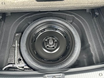 https://dvg-vehicle-assets.s3.amazonaws.com/216175/d3ew2vqd16pl1dazr4eio5elg.jpg