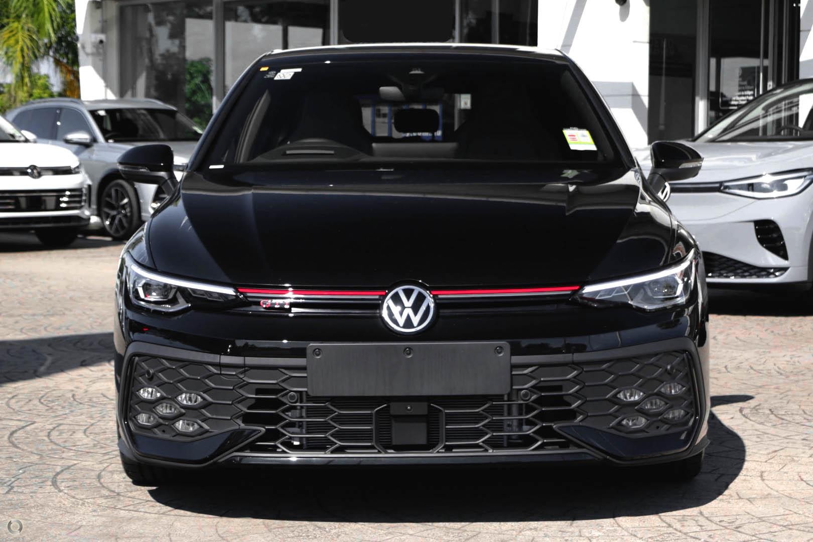 Volkswagen Golf image 2