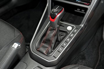 https://dvg-vehicle-assets.s3.amazonaws.com/217427/9bzhdvnodchfhmx28e52wp325.jpg
