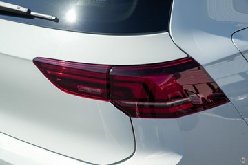 https://dvg-vehicle-assets.s3.amazonaws.com/218640/v1jsvuipktk3i2nwplvb48hc6.jpg