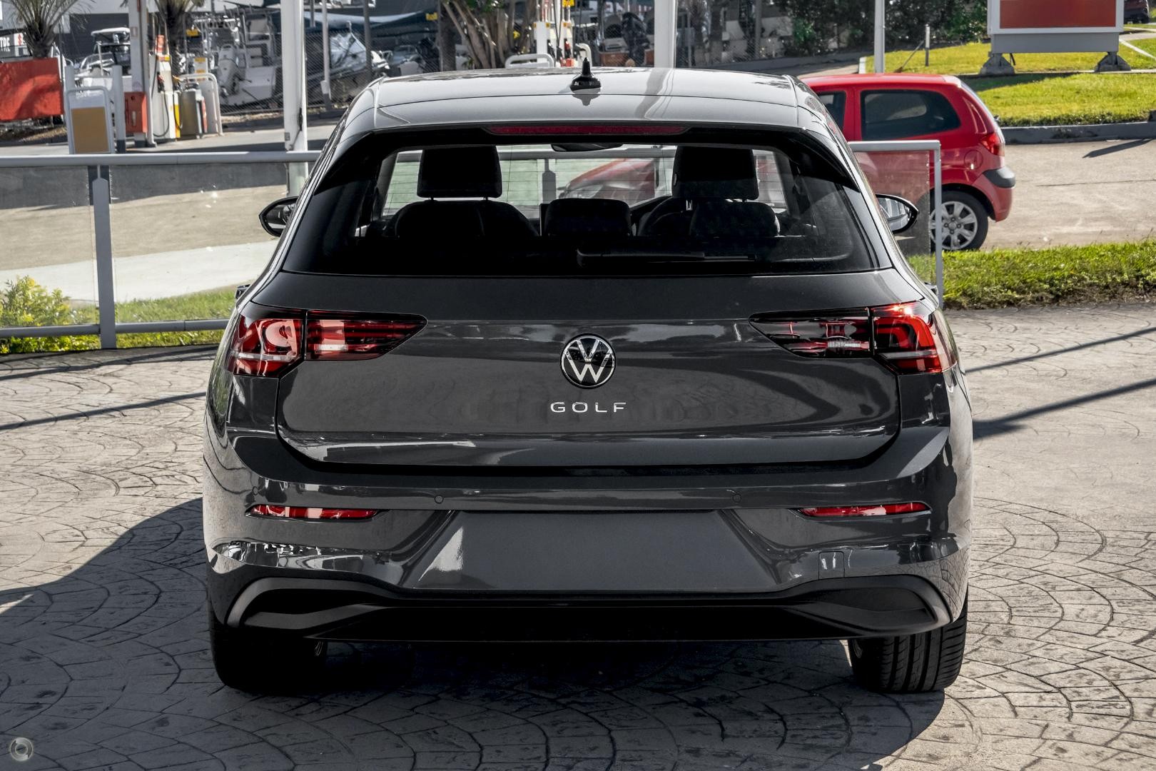 Volkswagen Golf image 3