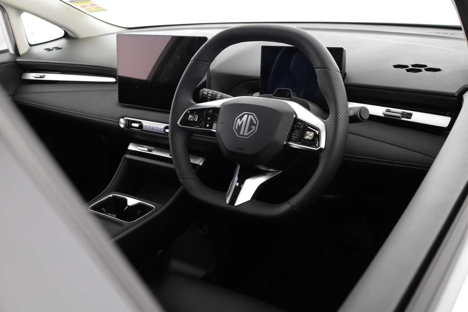 MG Mg4 Ev Urban image 4