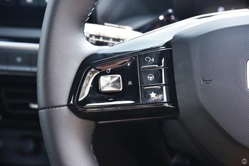 https://dvg-vehicle-assets.s3.amazonaws.com/230979/gu0rmx6ey513q5hzthk0vio63.jpg