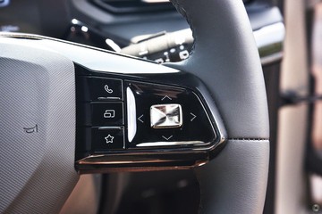 https://dvg-vehicle-assets.s3.amazonaws.com/230979/s525x0srrsjrmufkjjq5qsn98.jpg