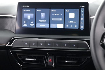 https://dvg-vehicle-assets.s3.amazonaws.com/232502/5049tg3ov3yfxivu3vjdipkc6.jpg