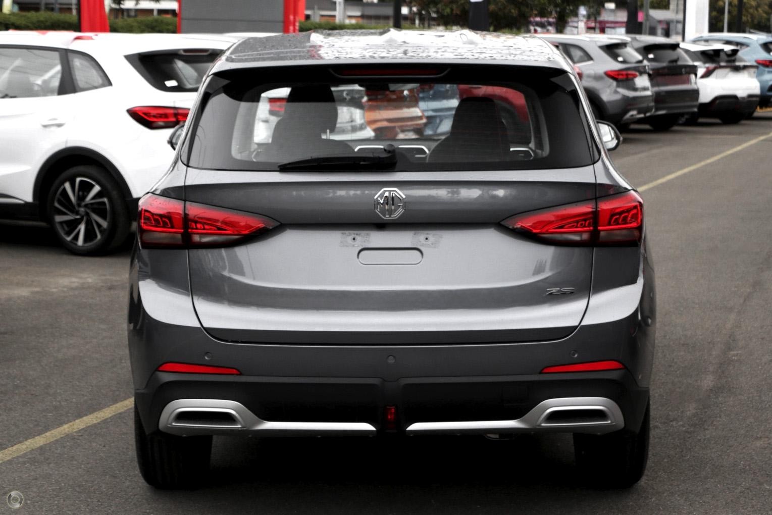 MG Zs image 3