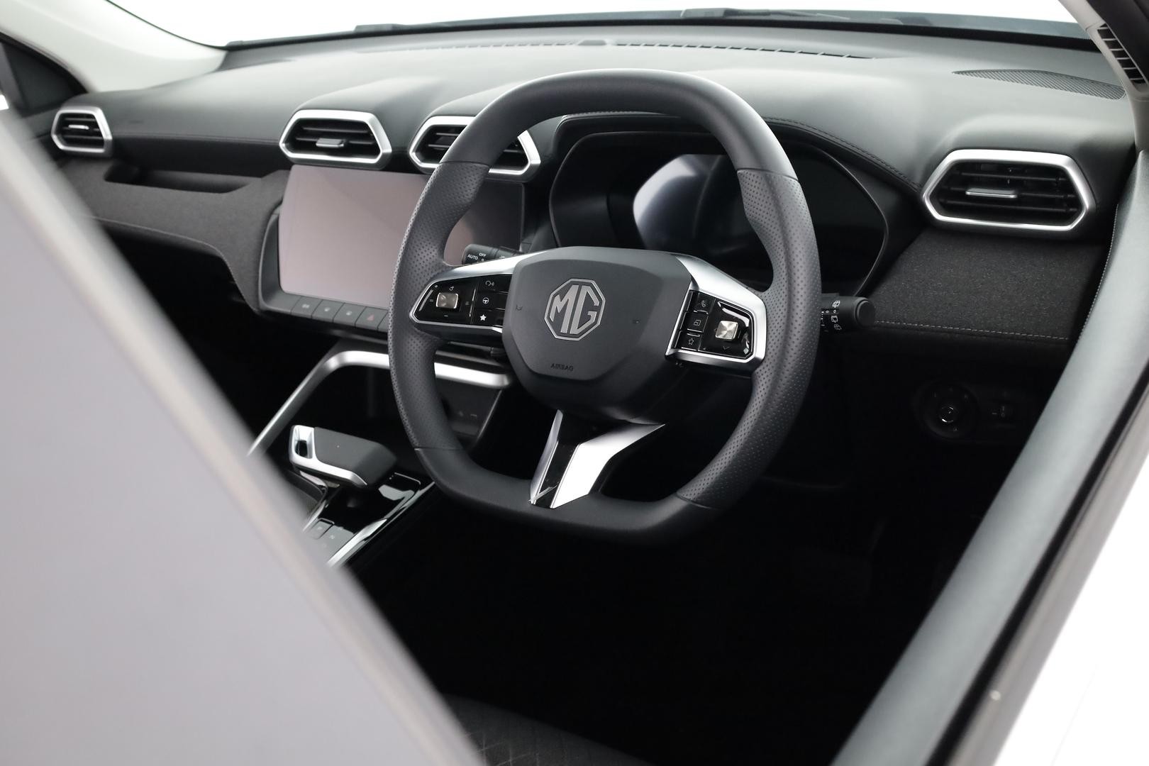 MG Zs image 4