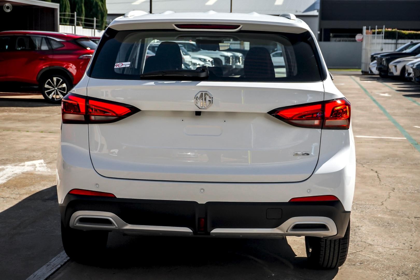 MG Zs image 3