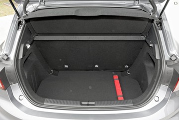 https://dvg-vehicle-assets.s3.amazonaws.com/256986/lljy8zge55di6jsvo5jjddeye.jpg