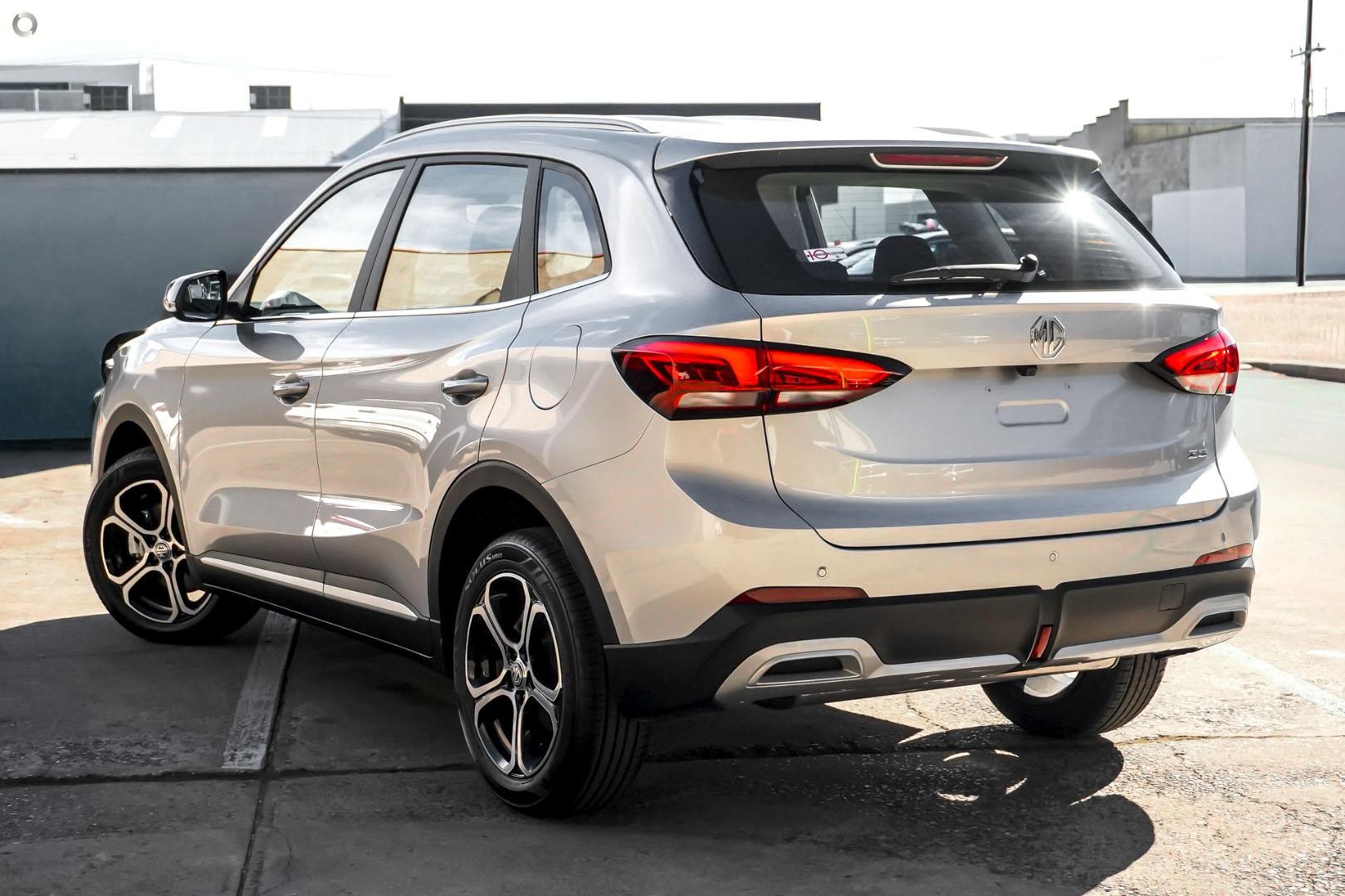 MG Zs image 4