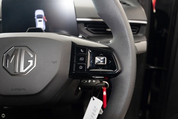 https://dvg-vehicle-assets.s3.amazonaws.com/264982/7cud8w4gtb3gu5kil2efalq2b.jpg