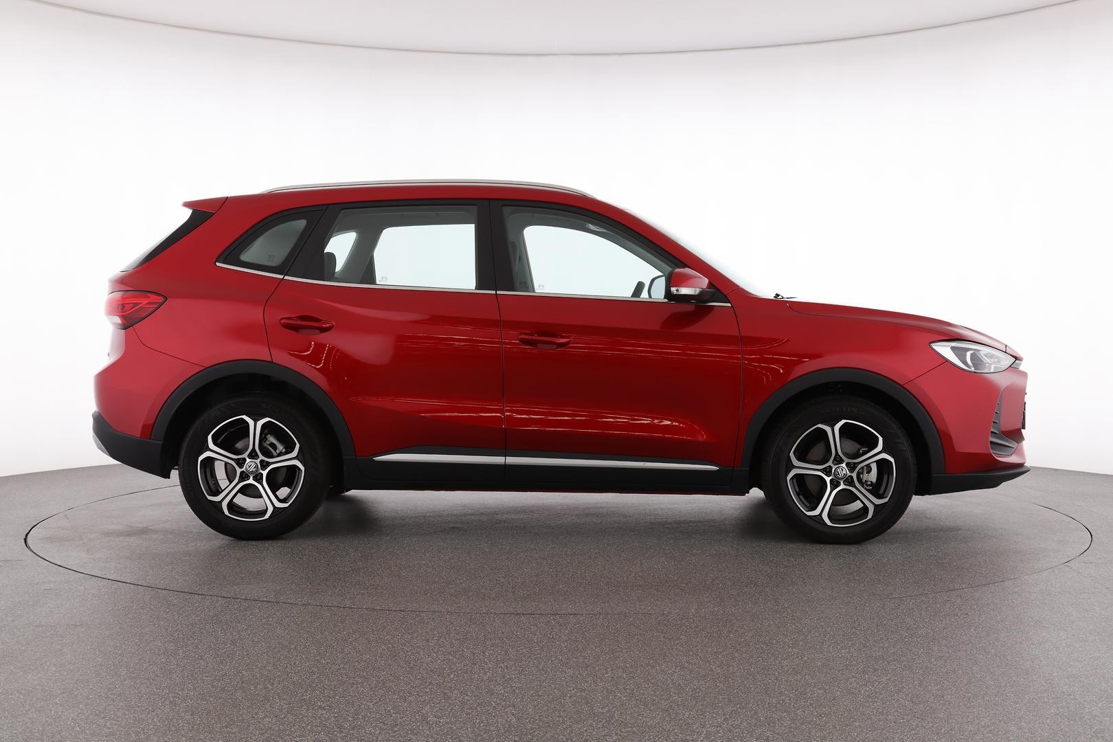 MG Zs image 2