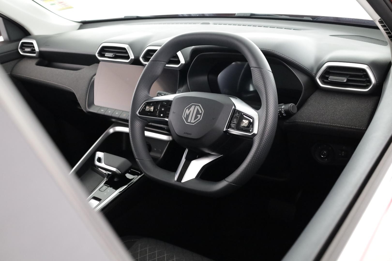 MG Zs image 4