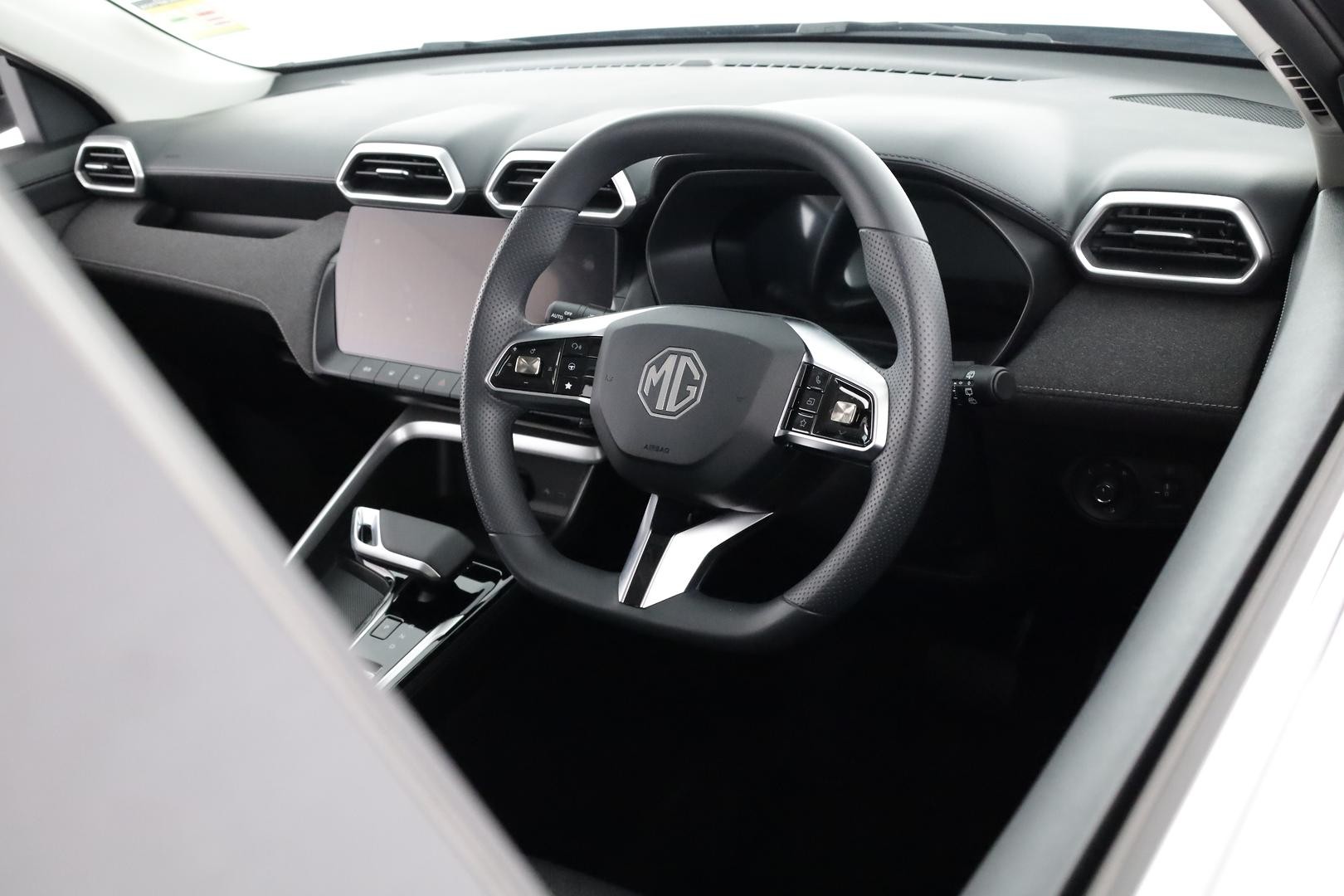 MG Zs image 4
