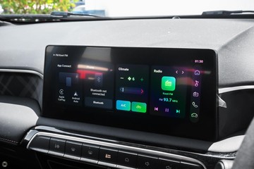 https://dvg-vehicle-assets.s3.amazonaws.com/272345/dqlq9okc1et7lkt2d2iau3rae.jpg