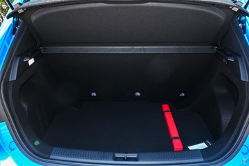 https://dvg-vehicle-assets.s3.amazonaws.com/272345/dyg9koueyl3snhbjz66vqflce.jpg