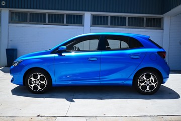 https://dvg-vehicle-assets.s3.amazonaws.com/272345/z5vj01dz9uttg6q2zi7ce1l6a.jpg