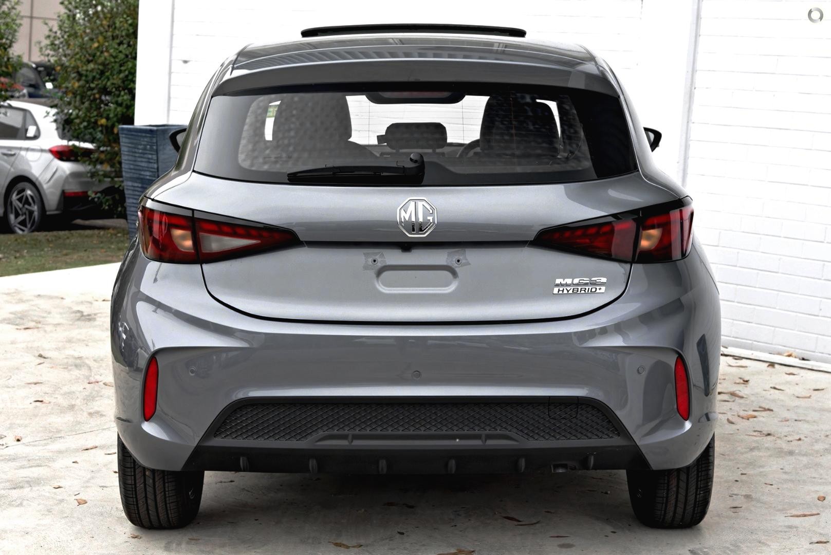 MG Mg3 image 3
