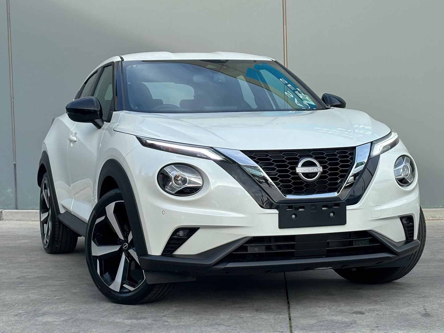 Nissan Juke image 2