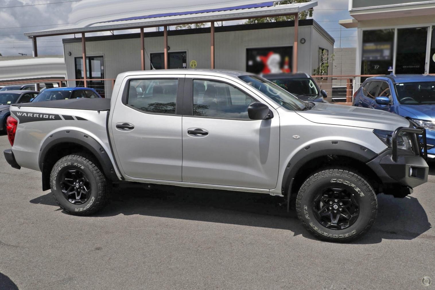 Nissan Navara image 3