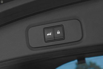 https://dvg-vehicle-assets.s3.amazonaws.com/2890382/ju1colag67uupn9t623wtynrc.jpg