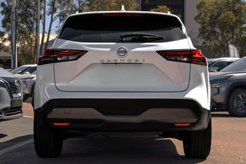 https://dvg-vehicle-assets.s3.amazonaws.com/2890382/vr7ycj7tepkeffq5c8h4tndqd.jpg