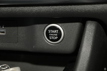 https://dvg-vehicle-assets.s3.amazonaws.com/2904582/c8cvzyhyfhtuyte4xzhcuujx7.jpg