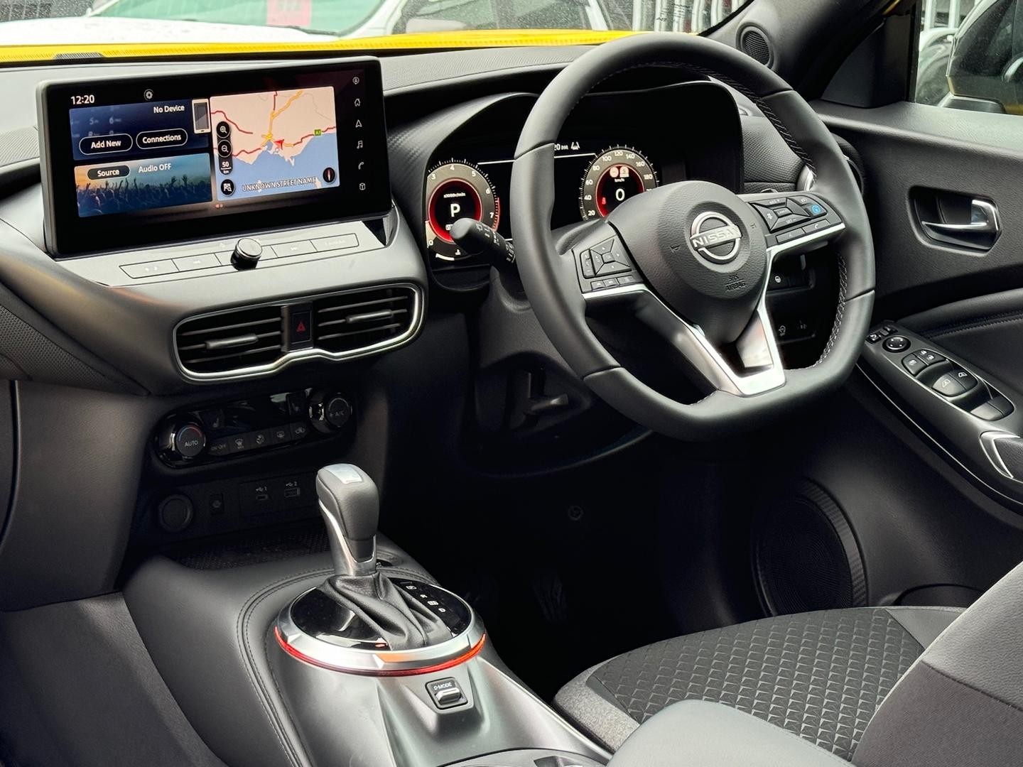 Nissan Juke image 2