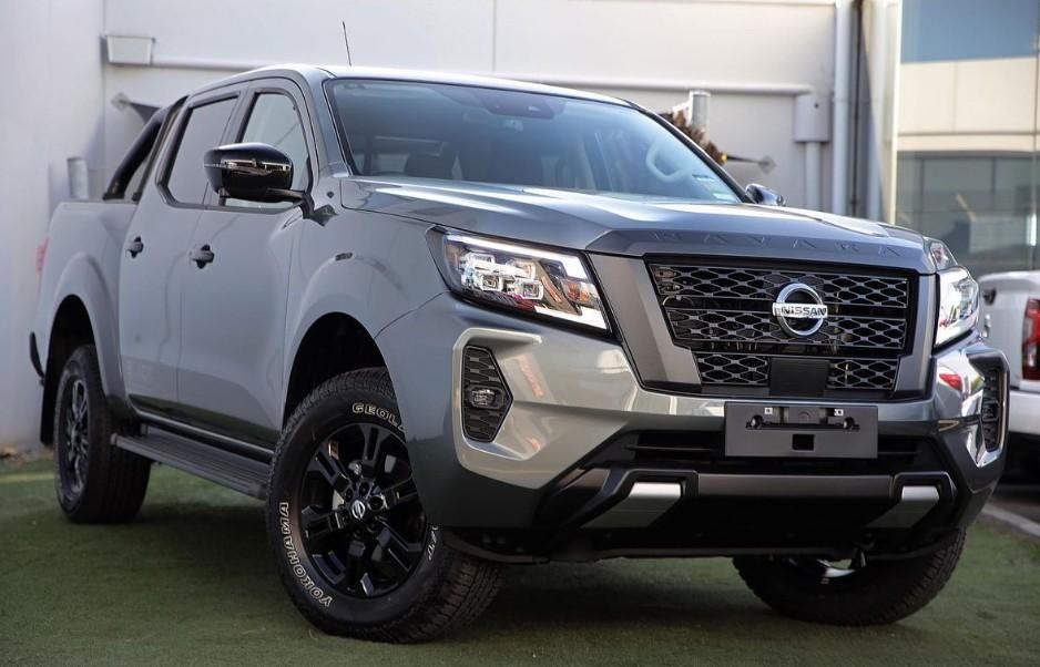 Nissan Navara image 1