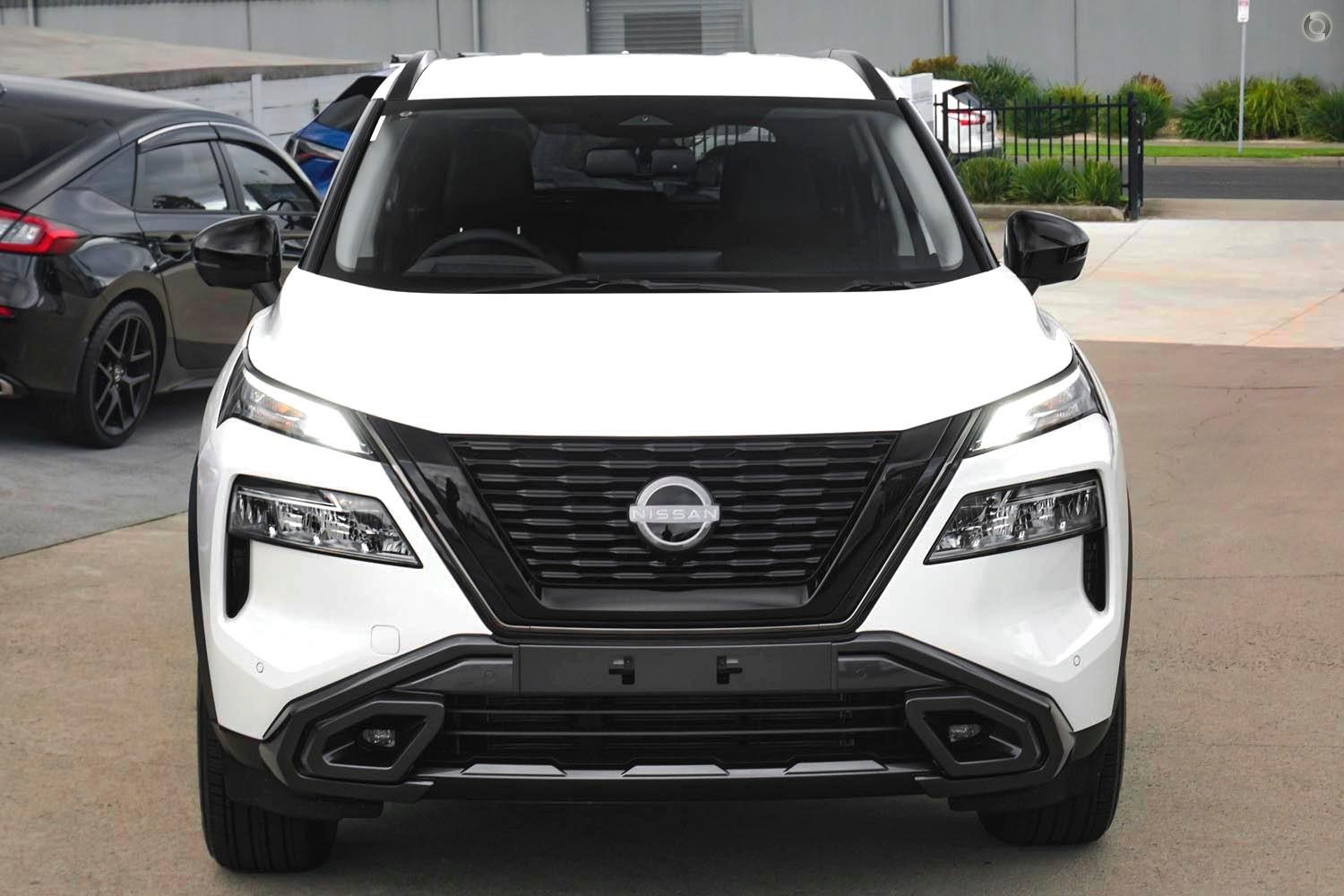 Nissan X-trail image 2