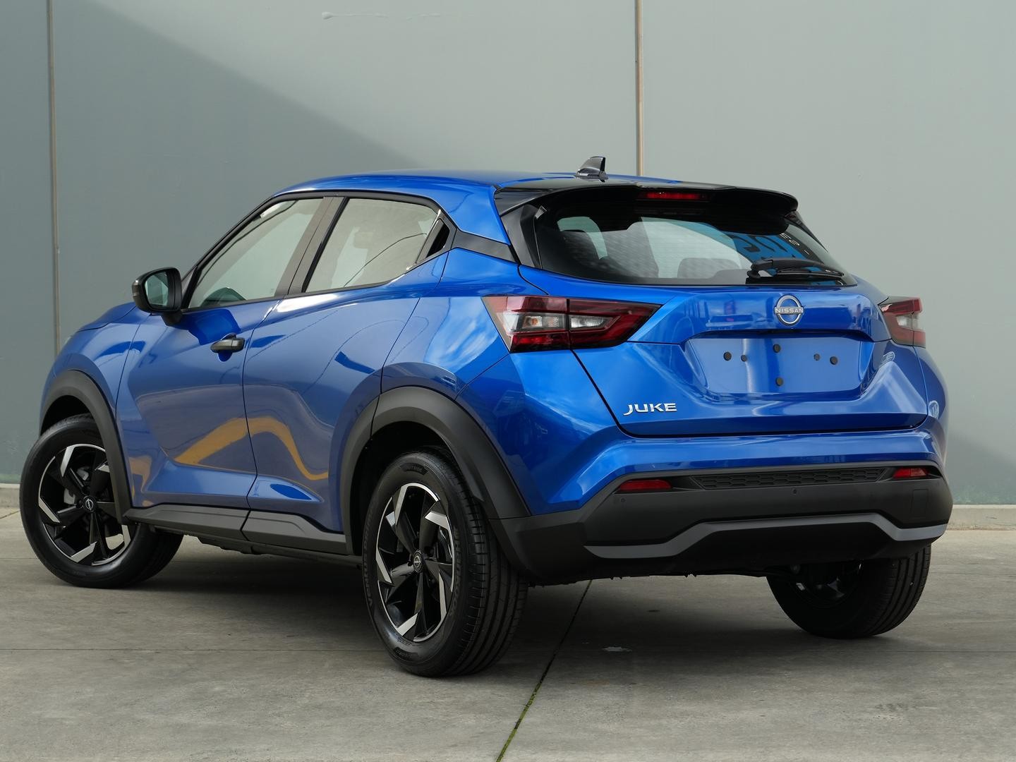 Nissan Juke image 3