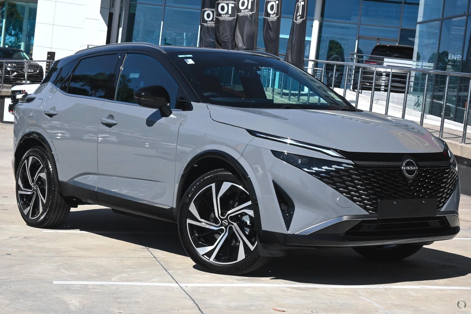 Nissan Qashqai image 1