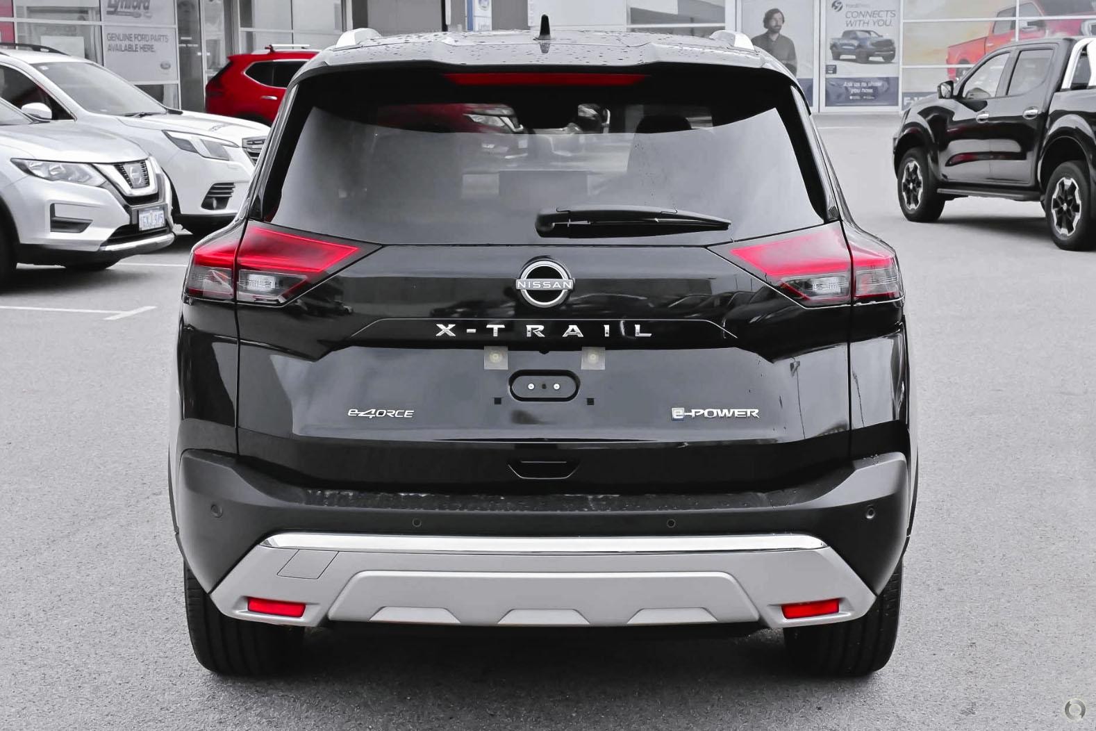 Nissan X-trail image 2