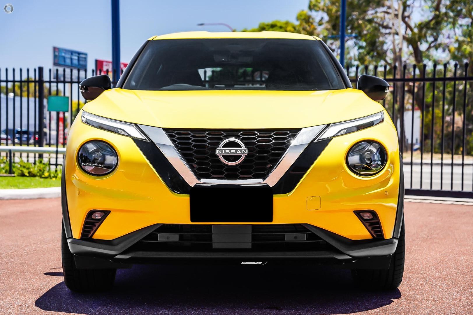 Nissan Juke image 2