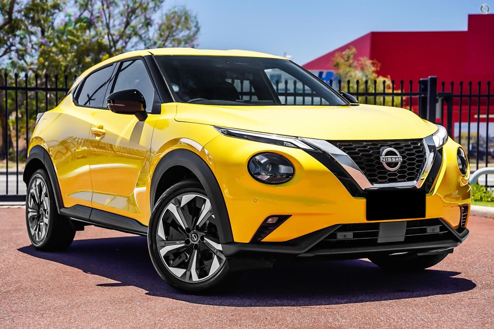 Nissan Juke image 1