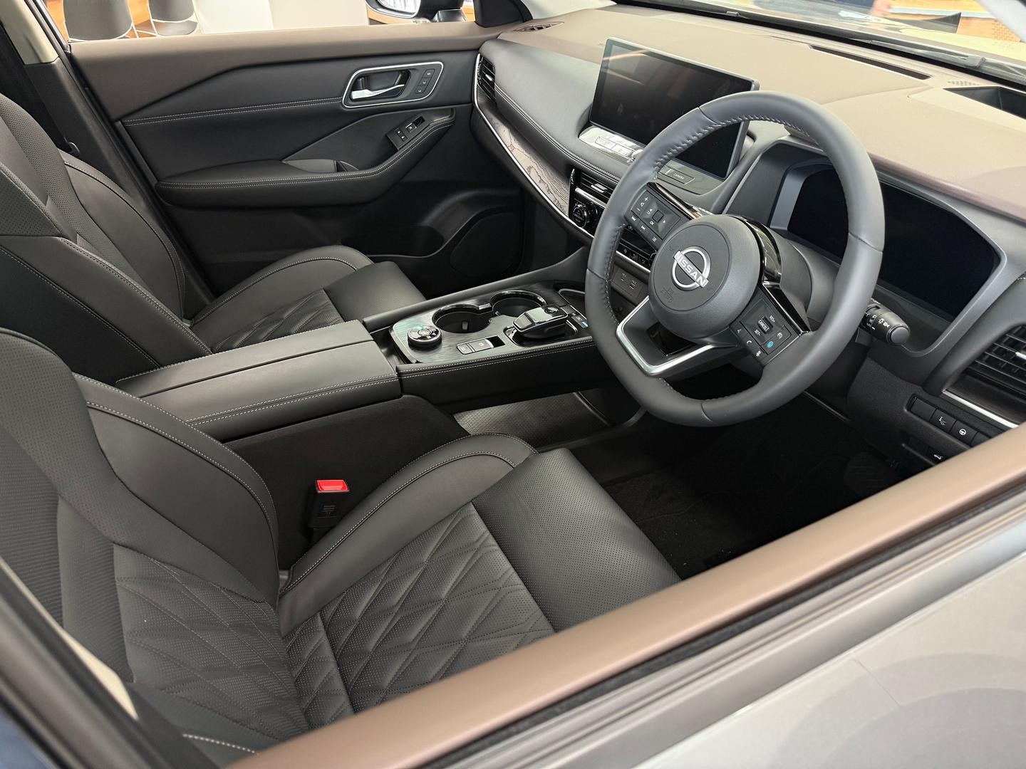 Nissan X-trail image 4