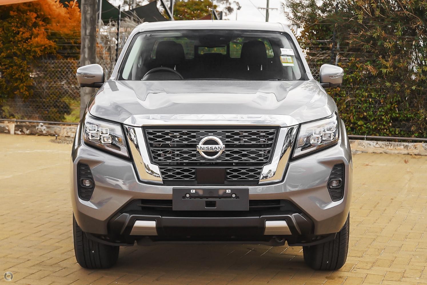 Nissan Navara image 2