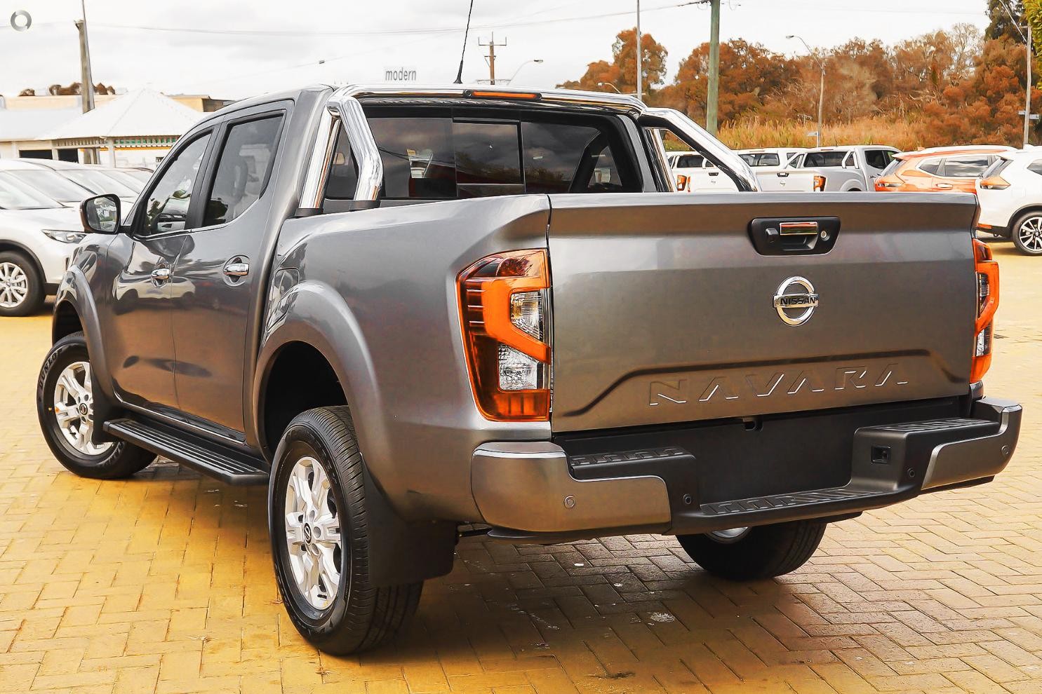 Nissan Navara image 4