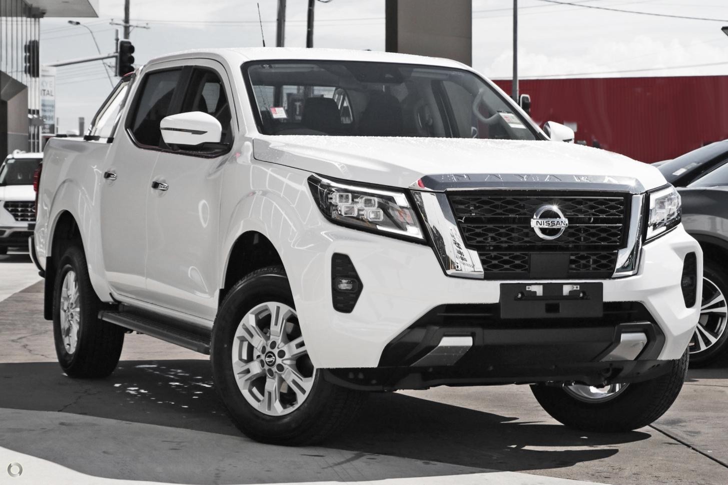 Nissan Navara image 1