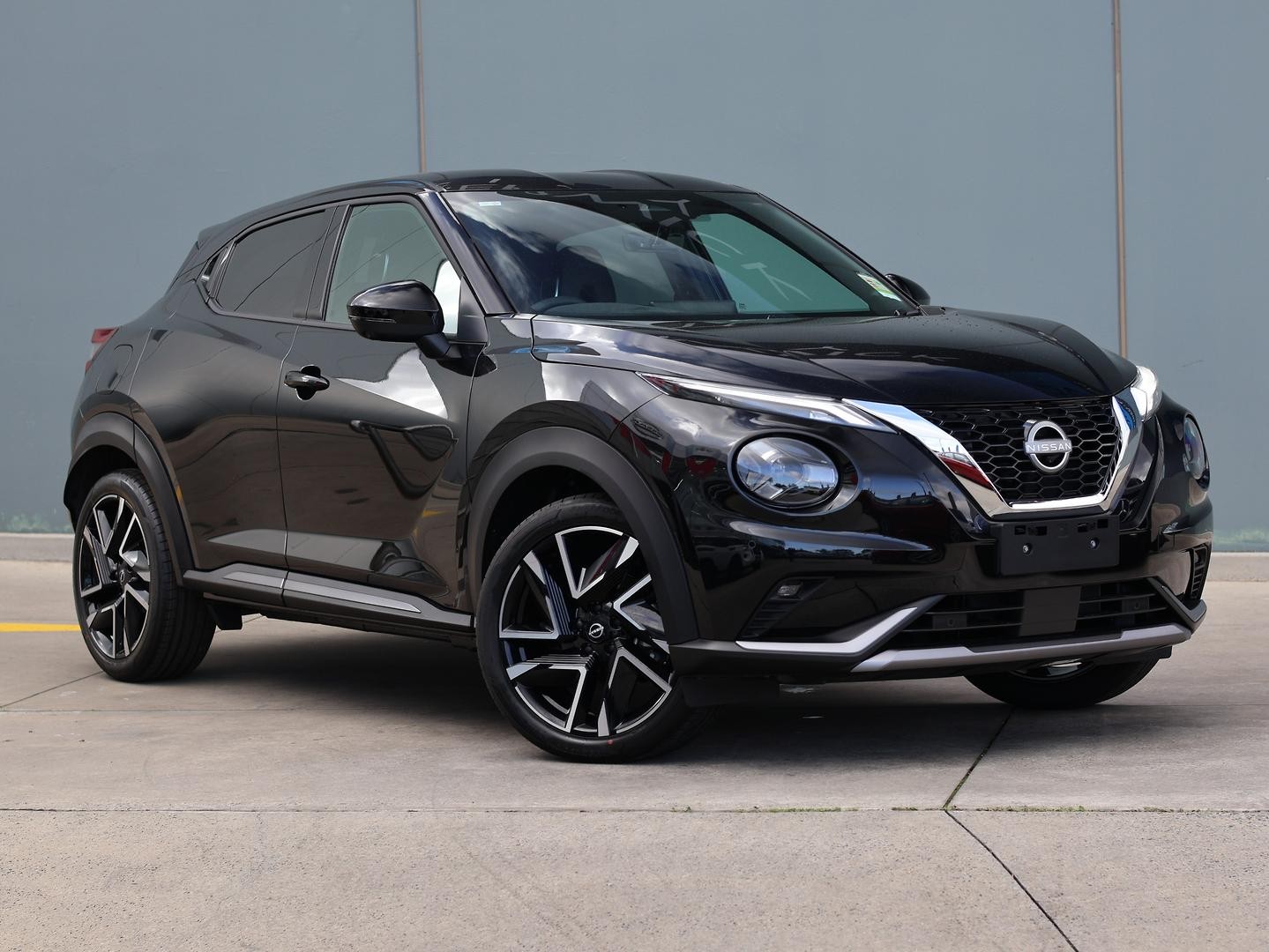 Nissan Juke image 1