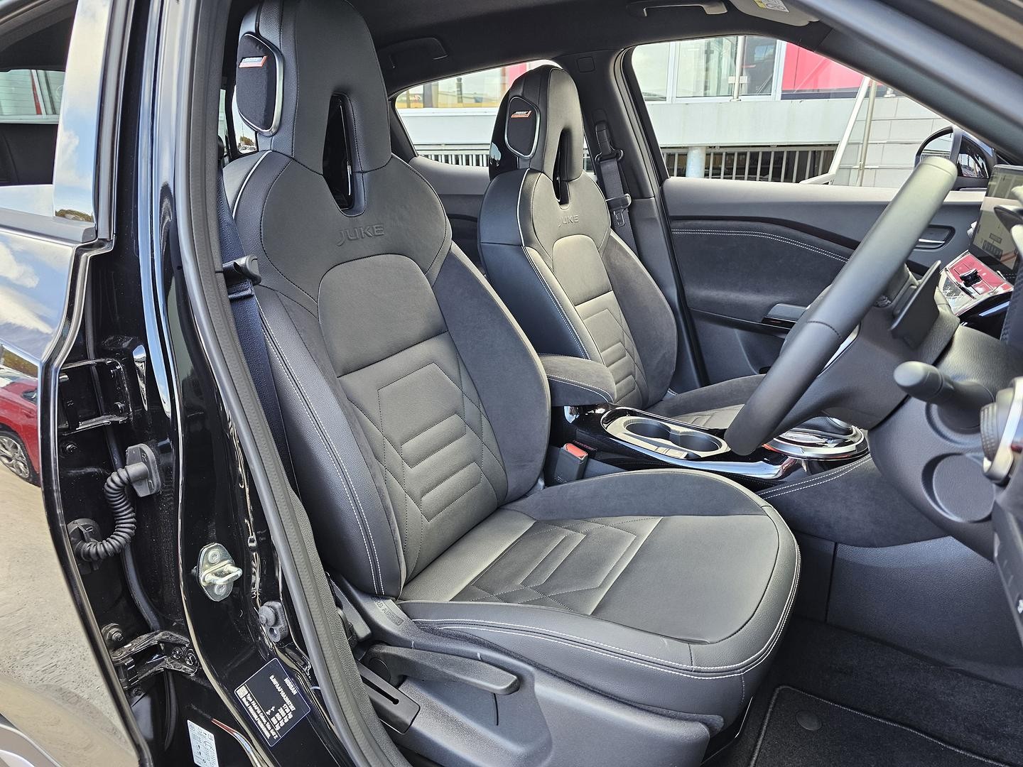 Nissan Juke image 1