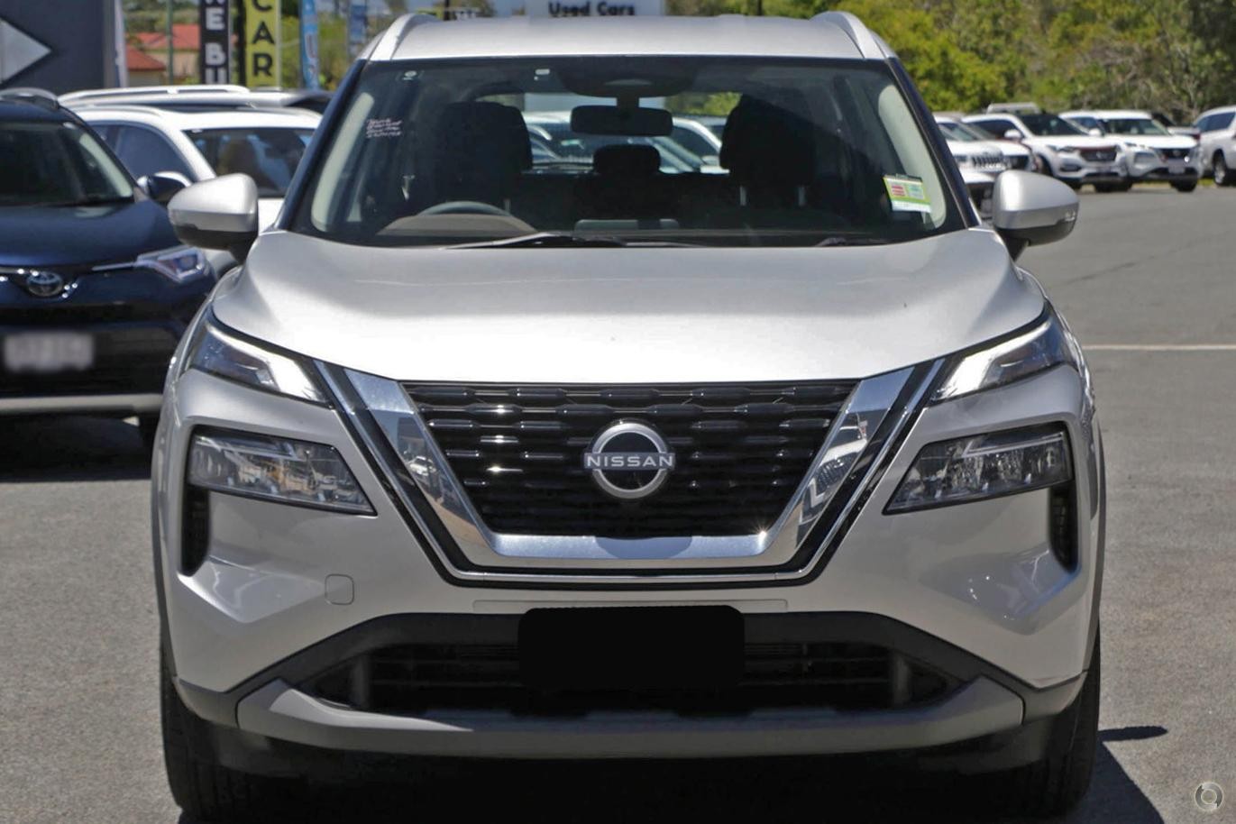 Nissan X-trail image 2