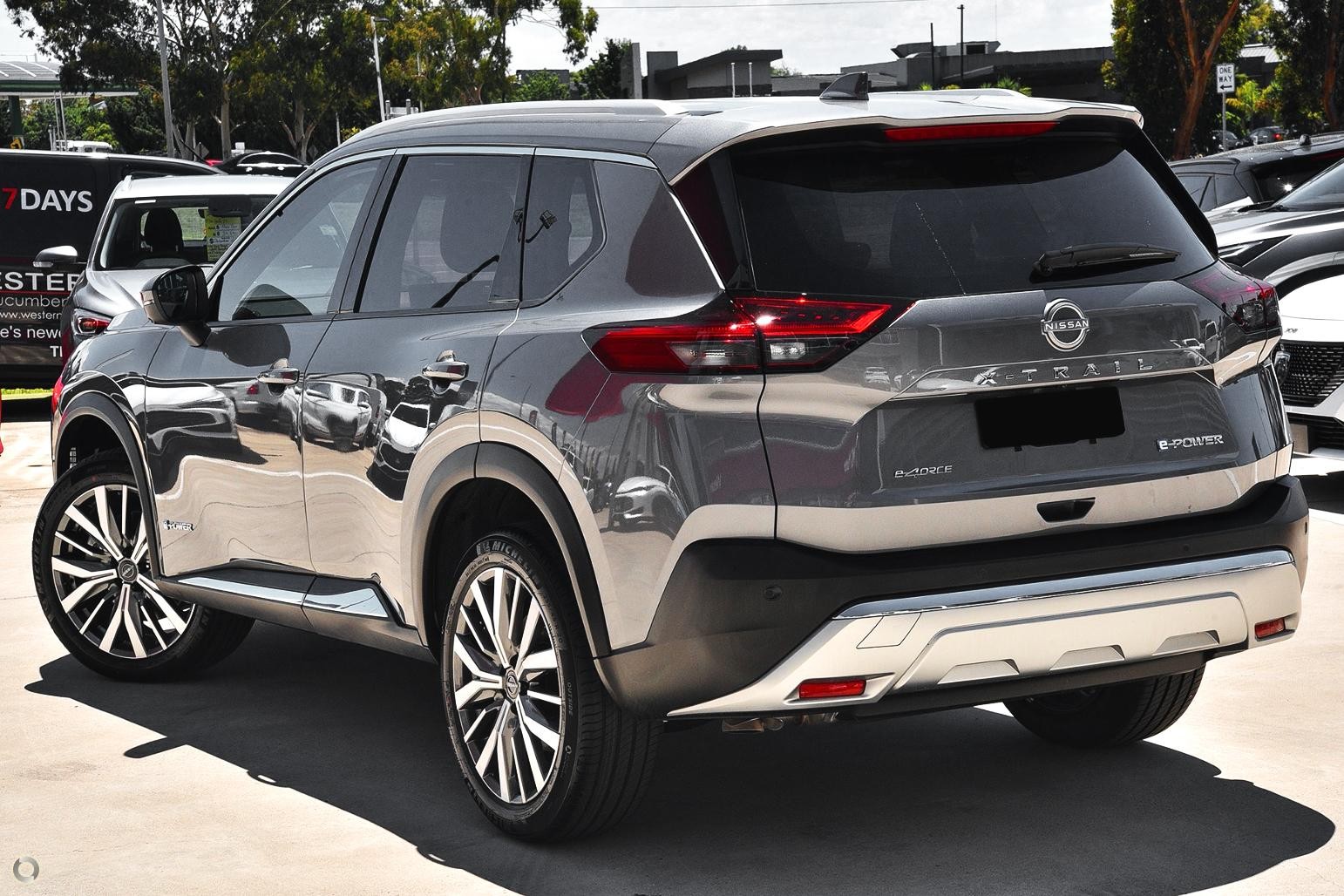 Nissan X-trail image 3