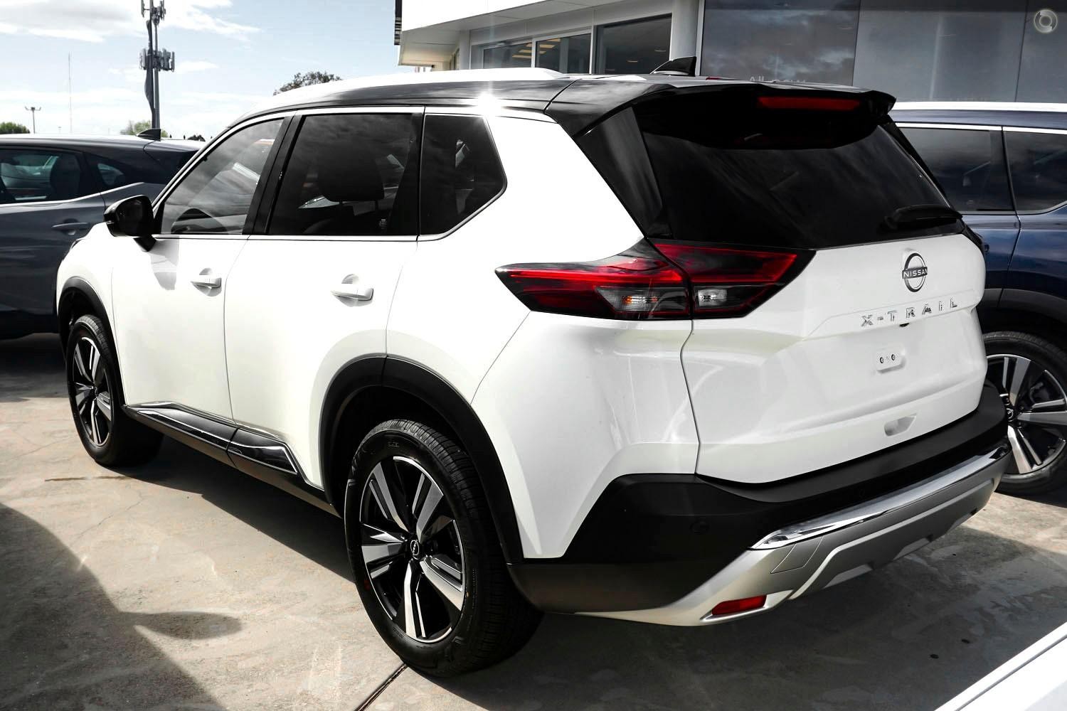 Nissan X-trail image 2