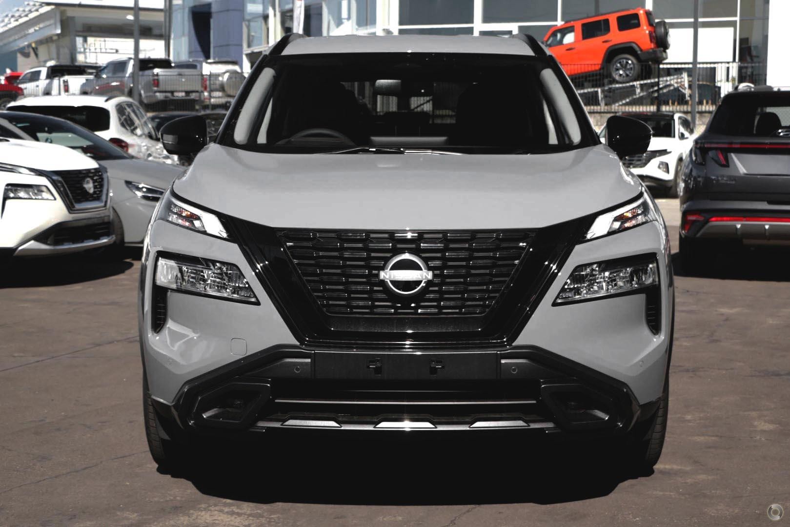 Nissan X-trail image 2