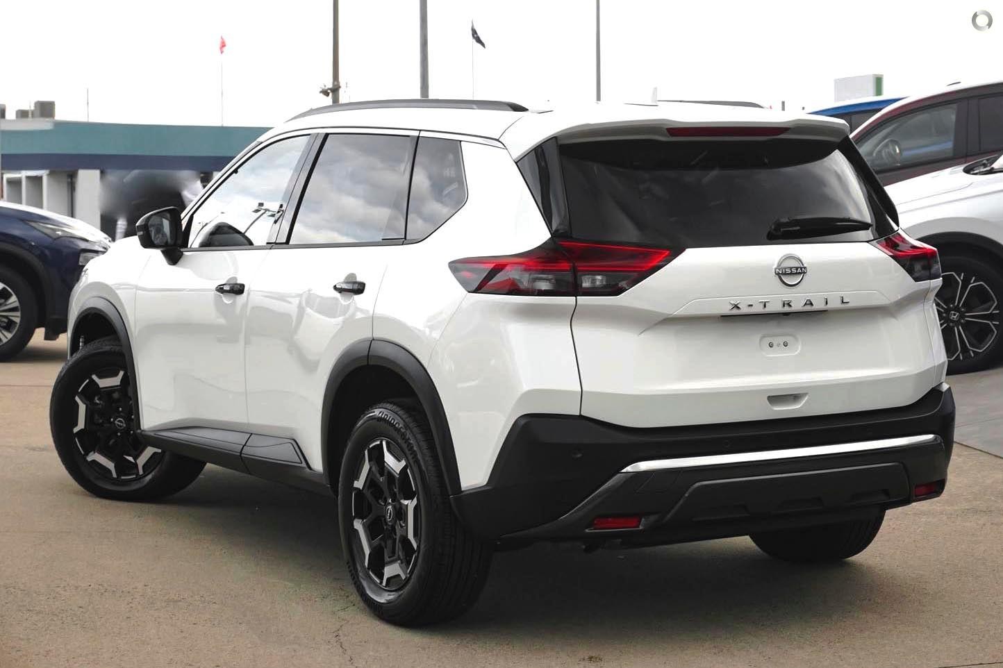 Nissan X-trail image 2