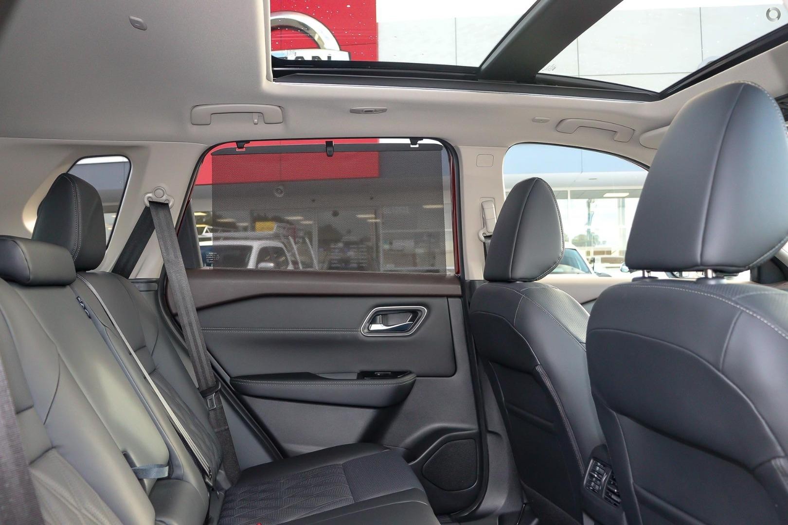 Nissan X-trail image 1