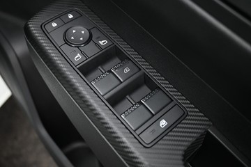 https://dvg-vehicle-assets.s3.amazonaws.com/2986426/ek11frqces97n3u89yqc15df2.jpg