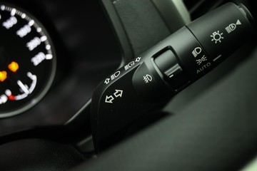 https://dvg-vehicle-assets.s3.amazonaws.com/2993446/6i4p8bt556gpjr37d15k3mnlw.jpg